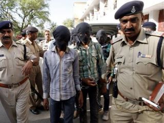 violacion turista india arrestos-web