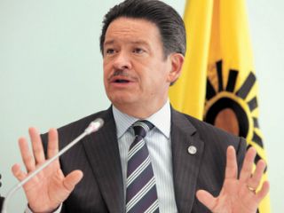 Carlos Navarrete 