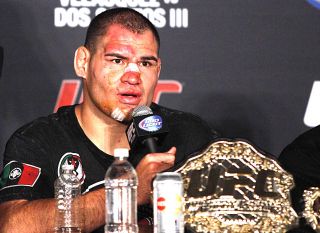 Cain-Velasquez-UFC-166-post-fight-press-conference