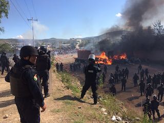 3A1 Enfrentamiento en Nochixtlan Foto Jorge Luis Plata