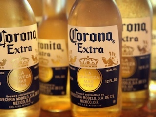 web-32-corona-cerveza-mexicana